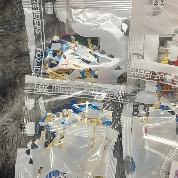 LOZ Mini Christmas Building Set - Picture 8 of 16